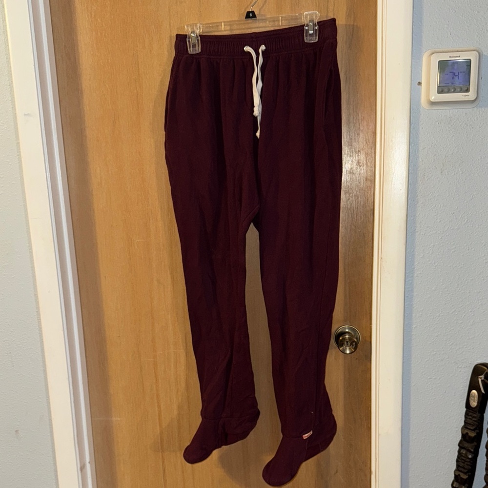 Deejay “Footsie” Maroon Jogger Pants with Drawstring